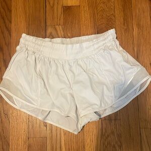 White lululemon hotty hot 2.5 shorts